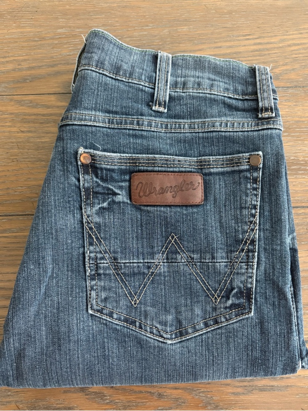 Wrangler‎ Retro Men's Slim-Straight Jeans in Faded Blue Size 30x30